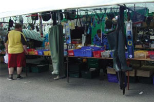 Browsers at The Fairyhouse Market